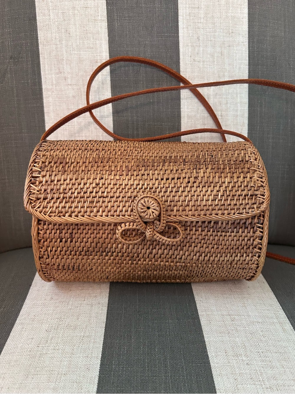 Handwoven Bali Cylinder Crossbody Bag NWOT